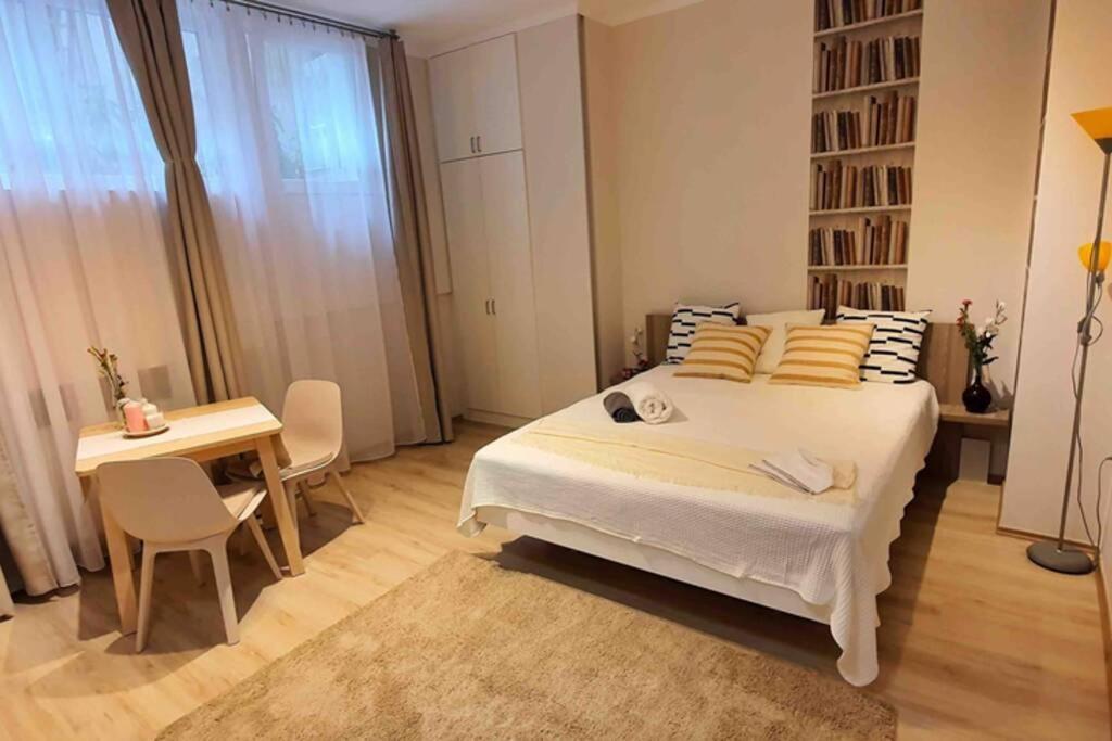 Studio Flat In The Center Of Budapest Eksteriør bilde